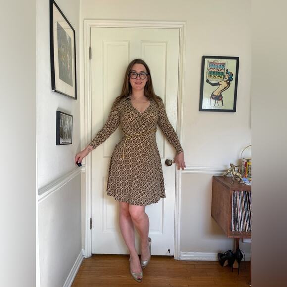 90s Vintage Faux Wrap Dress w Circular Geometric Pattern - Picture 2 of 7